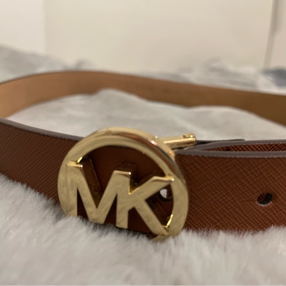 Small Size. Almost Brand New belt! Full Leather - Picture 2 of 4